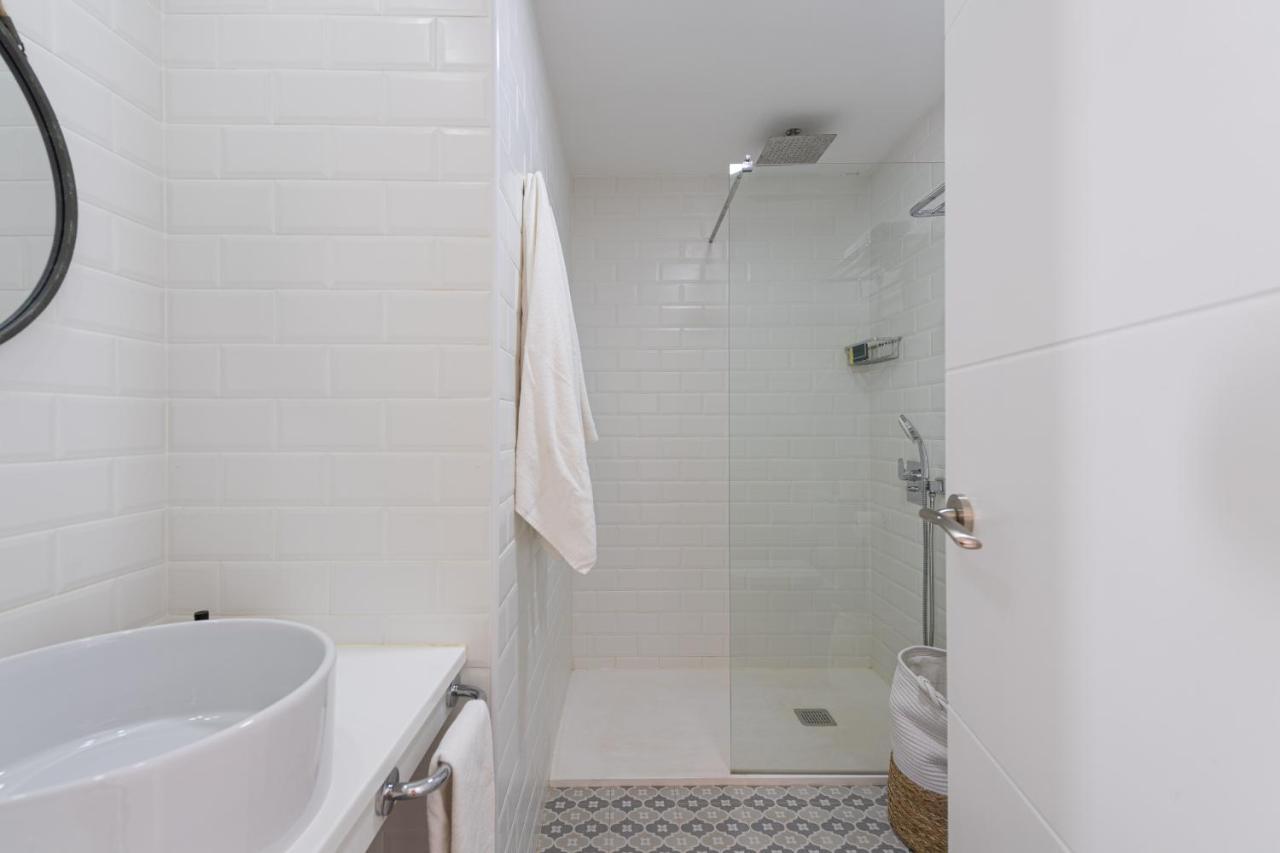Homeforguest Modern And New Beachfront Apartment 拉·奥利瓦 外观 照片
